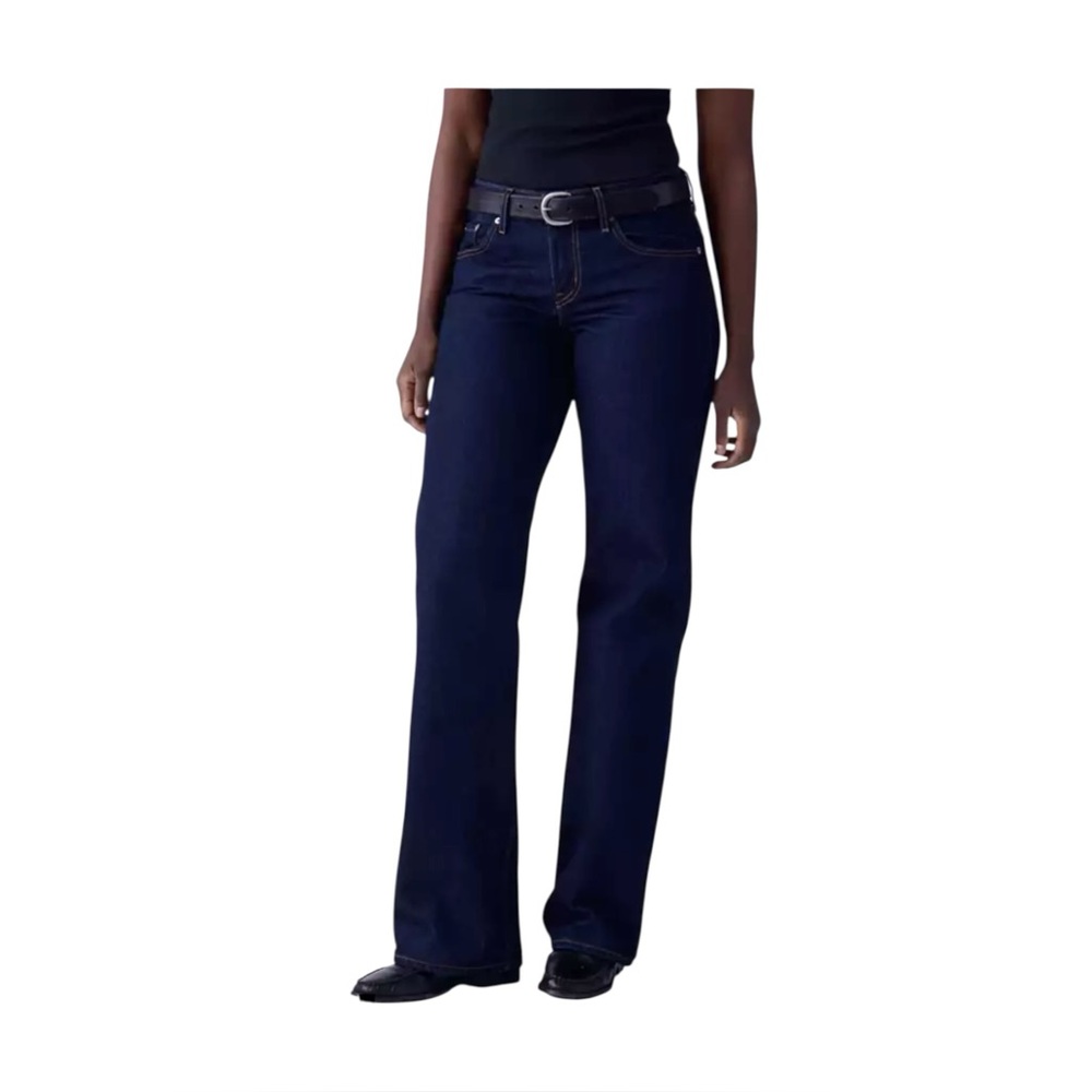 Levi’s Premium Low Loose Women’s Jeans In Dark Wash